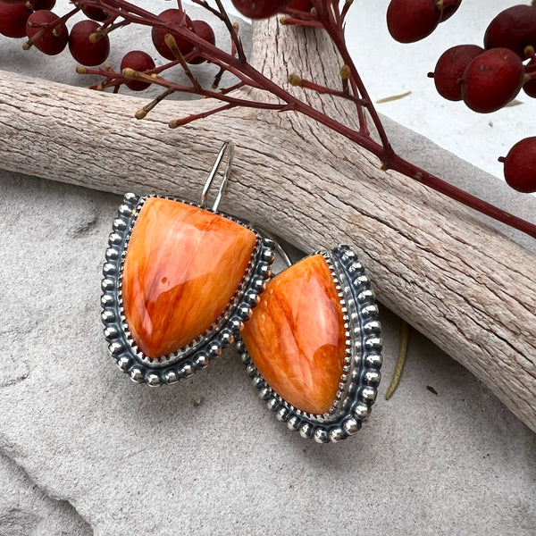 Spiny Oyster Earrings