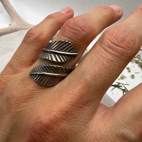 Adjustable Double Feather Ring